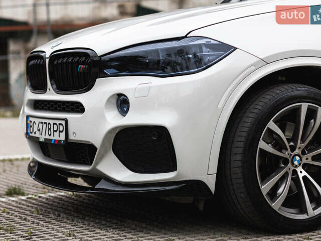 Белый БМВ Х5, объемом двигателя 4.39 л и пробегом 150 тыс. км за 26400 $, фото 6 на Automoto.ua