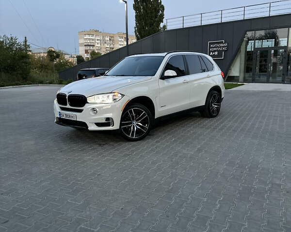 Білий БМВ Х5, об'ємом двигуна 3 л та пробігом 140 тис. км за 21500 $, фото 1 на Automoto.ua