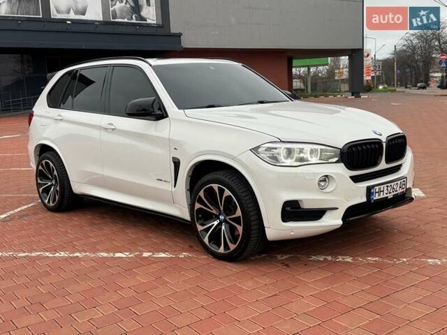Белый БМВ Х5, объемом двигателя 2.99 л и пробегом 175 тыс. км за 31900 $, фото 4 на Automoto.ua