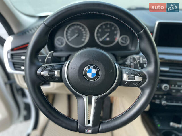 Белый БМВ Х5, объемом двигателя 2.98 л и пробегом 185 тыс. км за 22700 $, фото 44 на Automoto.ua