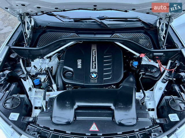 Белый БМВ Х5, объемом двигателя 2.99 л и пробегом 187 тыс. км за 25500 $, фото 67 на Automoto.ua