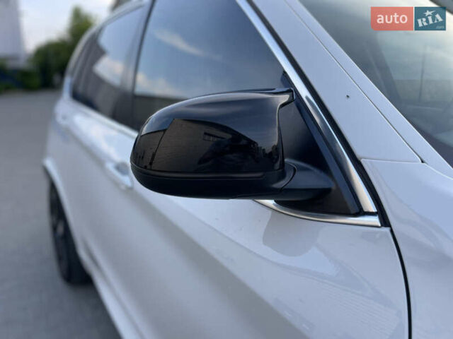 Белый БМВ Х5, объемом двигателя 2.98 л и пробегом 185 тыс. км за 22700 $, фото 29 на Automoto.ua