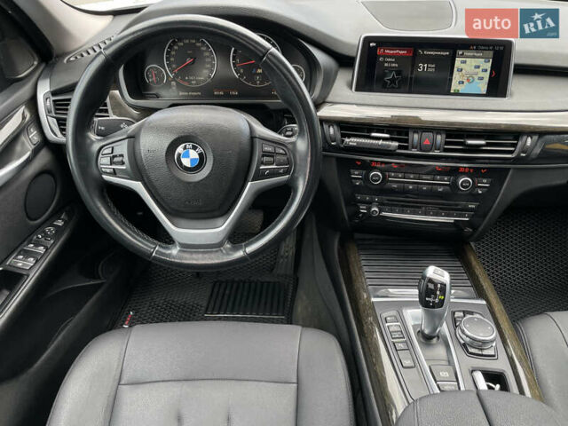 Белый БМВ Х5, объемом двигателя 2.98 л и пробегом 95 тыс. км за 27999 $, фото 15 на Automoto.ua
