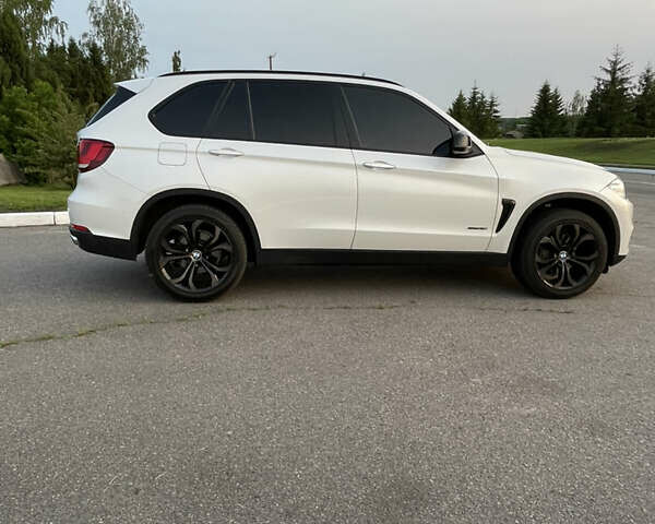 Белый БМВ Х5, объемом двигателя 2.98 л и пробегом 191 тыс. км за 20500 $, фото 11 на Automoto.ua