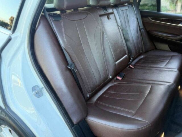 Білий БМВ Х5, об'ємом двигуна 3 л та пробігом 74 тис. км за 5500 $, фото 10 на Automoto.ua