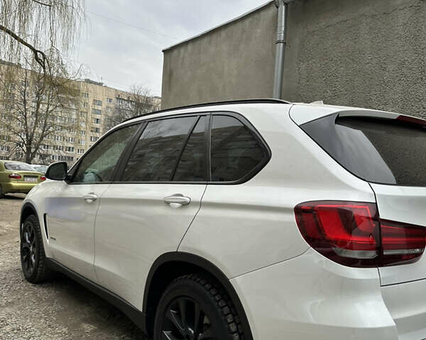 Білий БМВ Х5, об'ємом двигуна 3.5 л та пробігом 153 тис. км за 23500 $, фото 7 на Automoto.ua