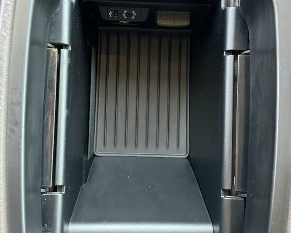 Белый БМВ Х5, объемом двигателя 2.98 л и пробегом 126 тыс. км за 26000 $, фото 31 на Automoto.ua