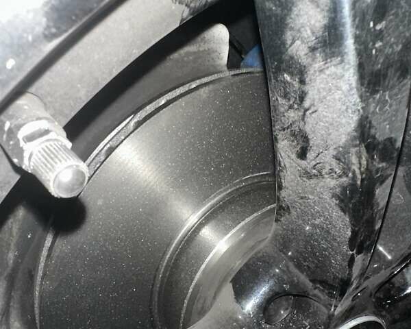 Білий БМВ Х5, об'ємом двигуна 3 л та пробігом 114 тис. км за 25000 $, фото 22 на Automoto.ua