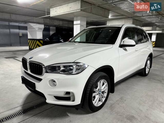 Білий БМВ Х5, об'ємом двигуна 2 л та пробігом 155 тис. км за 24100 $, фото 1 на Automoto.ua