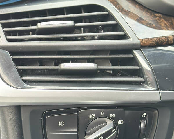 Белый БМВ Х5, объемом двигателя 2.98 л и пробегом 209 тыс. км за 17950 $, фото 13 на Automoto.ua