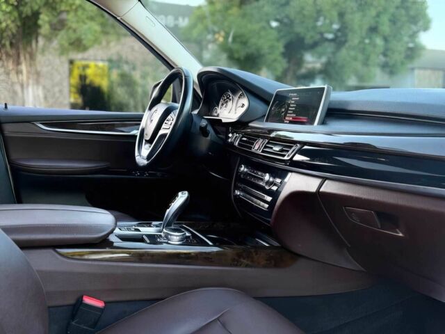 Білий БМВ Х5, об'ємом двигуна 3 л та пробігом 74 тис. км за 5500 $, фото 5 на Automoto.ua