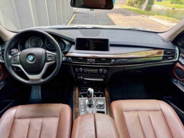 Белый БМВ Х5, объемом двигателя 3 л и пробегом 119 тыс. км за 9800 $, фото 13 на Automoto.ua