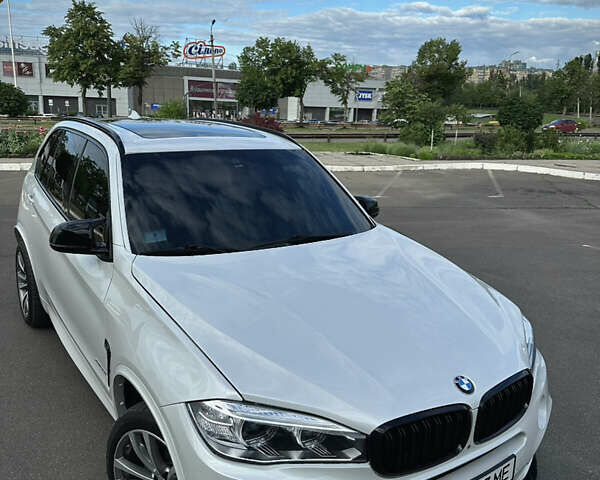 БМВ Х5 2015 в Кривом Роге на Automoto.ua Белый БМВ Х5, объемом двигателя 2.98 л и пробегом 115 тыс. км за 30000 $, фото 1 на Automoto.ua