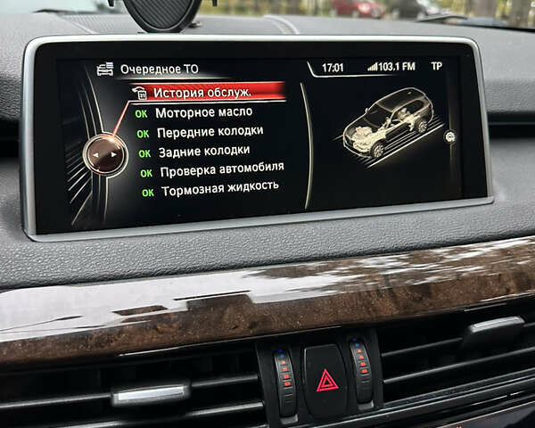 Білий БМВ Х5, об'ємом двигуна 2.99 л та пробігом 125 тис. км за 41500 $, фото 26 на Automoto.ua