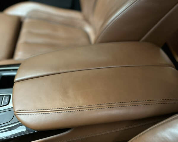 Білий БМВ Х5, об'ємом двигуна 2.99 л та пробігом 125 тис. км за 41500 $, фото 18 на Automoto.ua