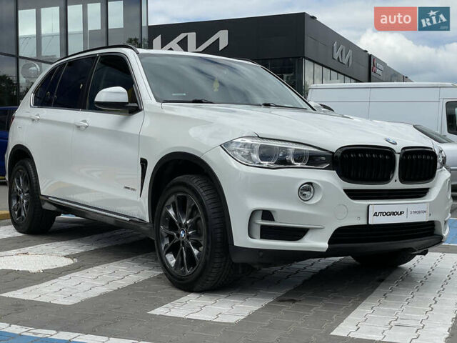 Белый БМВ Х5, объемом двигателя 2.98 л и пробегом 95 тыс. км за 27999 $, фото 4 на Automoto.ua