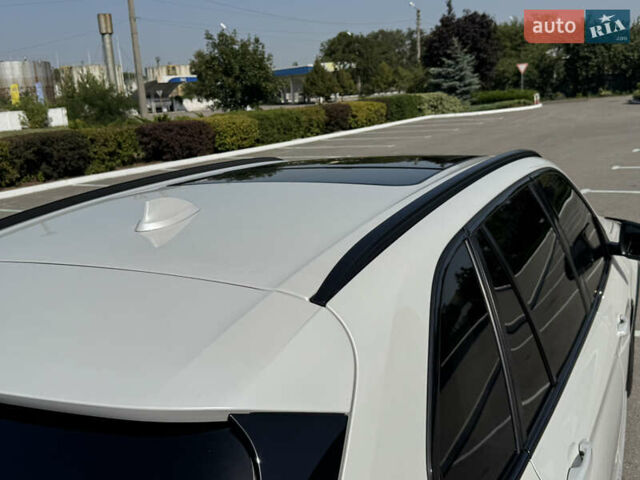 Белый БМВ Х5, объемом двигателя 2.98 л и пробегом 126 тыс. км за 26000 $, фото 68 на Automoto.ua