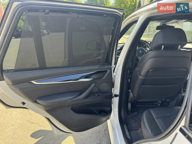 Білий БМВ Х5, об'ємом двигуна 3 л та пробігом 158 тис. км за 36700 $, фото 15 на Automoto.ua