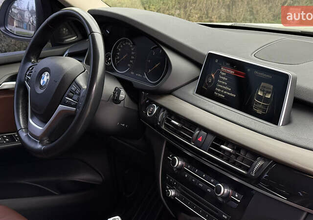 Белый БМВ Х5, объемом двигателя 2 л и пробегом 131 тыс. км за 25000 $, фото 18 на Automoto.ua