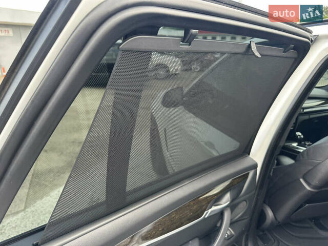 Білий БМВ Х5, об'ємом двигуна 2.98 л та пробігом 183 тис. км за 26999 $, фото 20 на Automoto.ua