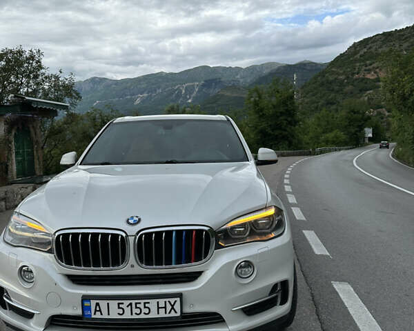 Білий БМВ Х5, об'ємом двигуна 2.99 л та пробігом 125 тис. км за 41500 $, фото 60 на Automoto.ua