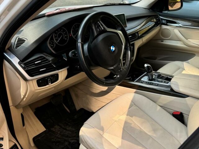 Белый БМВ Х5, объемом двигателя 3 л и пробегом 160 тыс. км за 21300 $, фото 14 на Automoto.ua