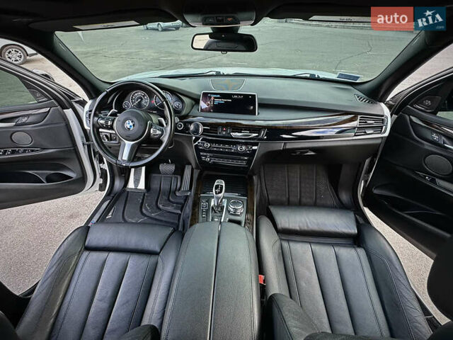 БМВ Х5 2015 в Кривом Роге на Automoto.ua Белый БМВ Х5, объемом двигателя 2.98 л и пробегом 115 тыс. км за 30000 $, фото 12 на Automoto.ua