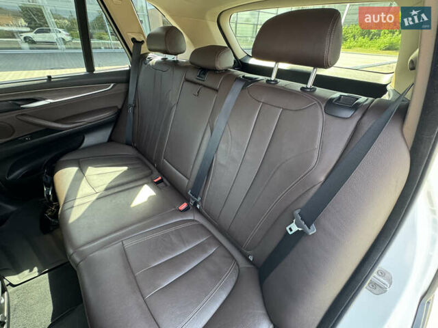 Белый БМВ Х5, объемом двигателя 2.98 л и пробегом 126 тыс. км за 26000 $, фото 41 на Automoto.ua