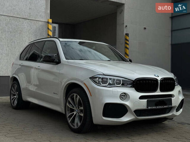 Белый БМВ Х5, объемом двигателя 3 л и пробегом 308 тыс. км за 27999 $, фото 2 на Automoto.ua