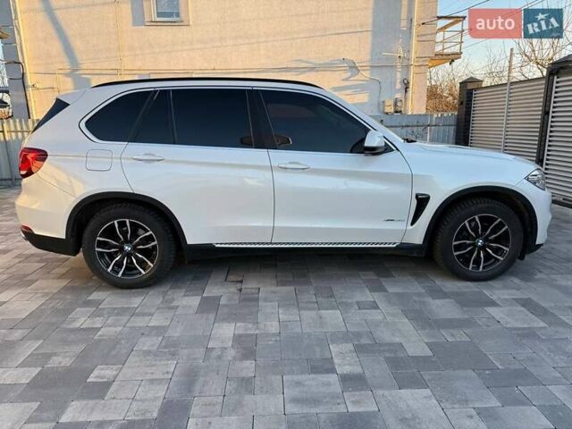 Белый БМВ Х5, объемом двигателя 2.93 л и пробегом 178 тыс. км за 29500 $, фото 10 на Automoto.ua