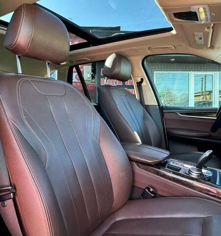 Білий БМВ Х5, об'ємом двигуна 3 л та пробігом 165 тис. км за 25500 $, фото 6 на Automoto.ua