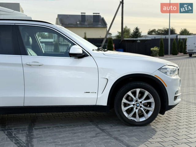 Білий БМВ Х5, об'ємом двигуна 2 л та пробігом 230 тис. км за 18500 $, фото 12 на Automoto.ua