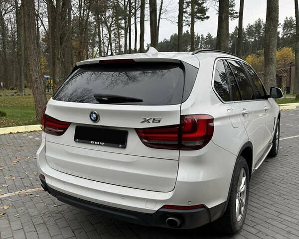 Белый БМВ Х5, объемом двигателя 2.98 л и пробегом 211 тыс. км за 28000 $, фото 6 на Automoto.ua