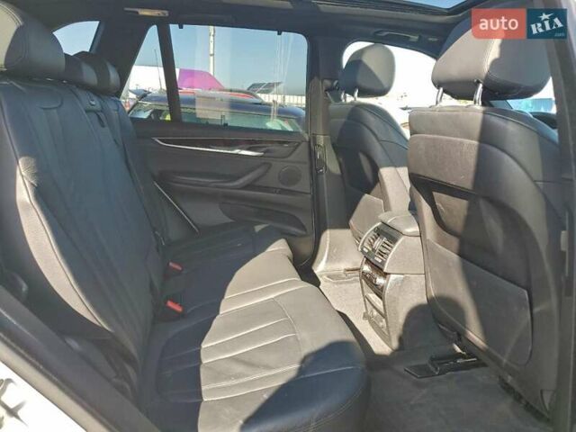 Білий БМВ Х5, об'ємом двигуна 2.99 л та пробігом 95 тис. км за 7800 $, фото 10 на Automoto.ua