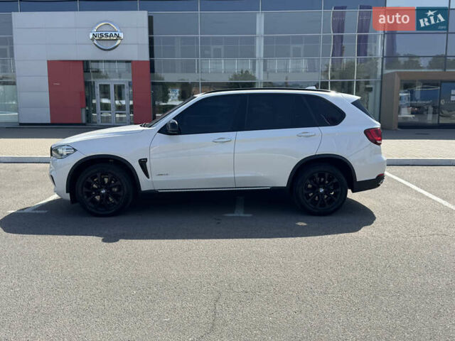 Белый БМВ Х5, объемом двигателя 2.98 л и пробегом 126 тыс. км за 26000 $, фото 3 на Automoto.ua