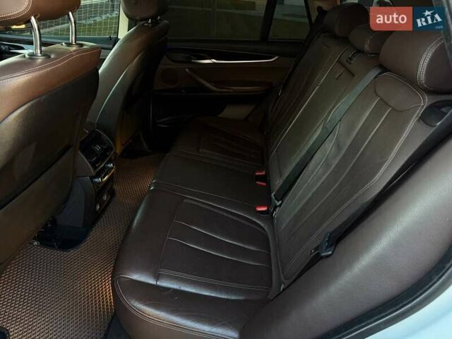 Белый БМВ Х5, объемом двигателя 2.93 л и пробегом 178 тыс. км за 29500 $, фото 14 на Automoto.ua
