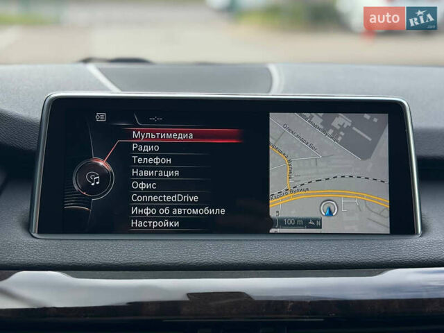 Белый БМВ Х5, объемом двигателя 3 л и пробегом 308 тыс. км за 27999 $, фото 17 на Automoto.ua