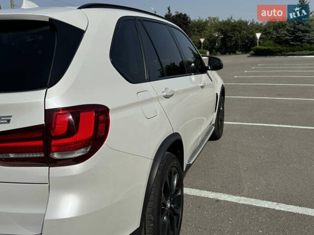 Белый БМВ Х5, объемом двигателя 2.98 л и пробегом 126 тыс. км за 26000 $, фото 69 на Automoto.ua