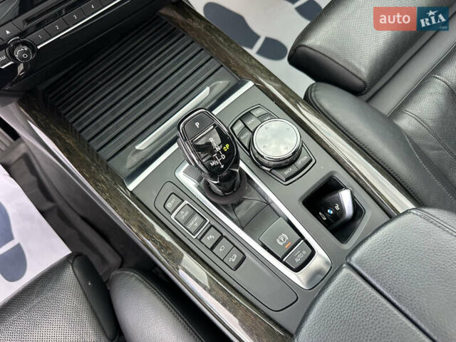 Білий БМВ Х5, об'ємом двигуна 2.98 л та пробігом 183 тис. км за 26999 $, фото 10 на Automoto.ua