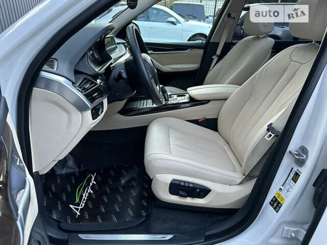 Белый БМВ Х5, объемом двигателя 2.98 л и пробегом 127 тыс. км за 24999 $, фото 20 на Automoto.ua