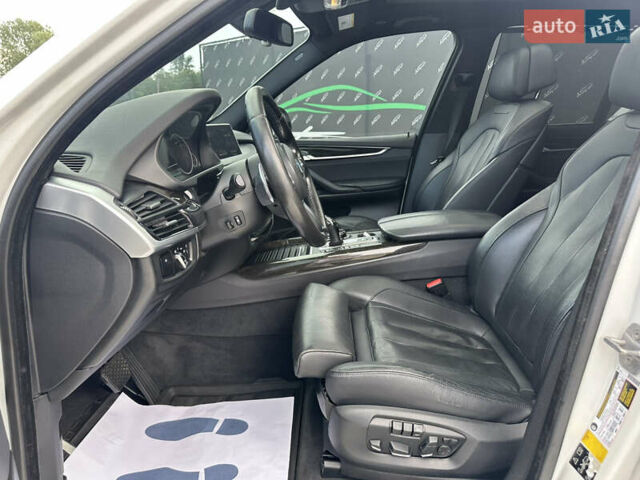 Білий БМВ Х5, об'ємом двигуна 2.98 л та пробігом 183 тис. км за 26999 $, фото 5 на Automoto.ua