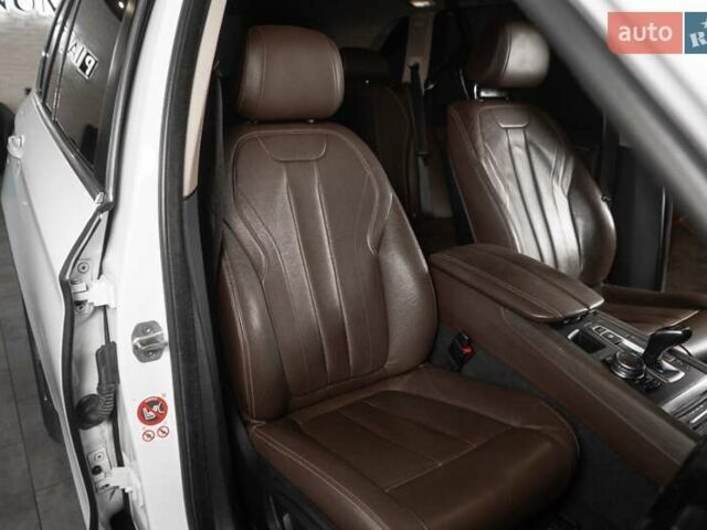 Белый БМВ Х5, объемом двигателя 2.99 л и пробегом 161 тыс. км за 29999 $, фото 24 на Automoto.ua