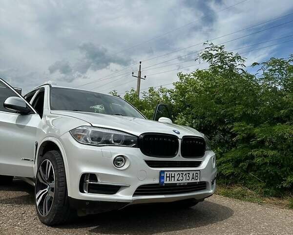 Белый БМВ Х5, объемом двигателя 2.98 л и пробегом 138 тыс. км за 30000 $, фото 18 на Automoto.ua