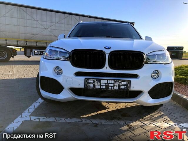 Белый БМВ Х5, объемом двигателя 3 л и пробегом 98 тыс. км за 28500 $, фото 1 на Automoto.ua