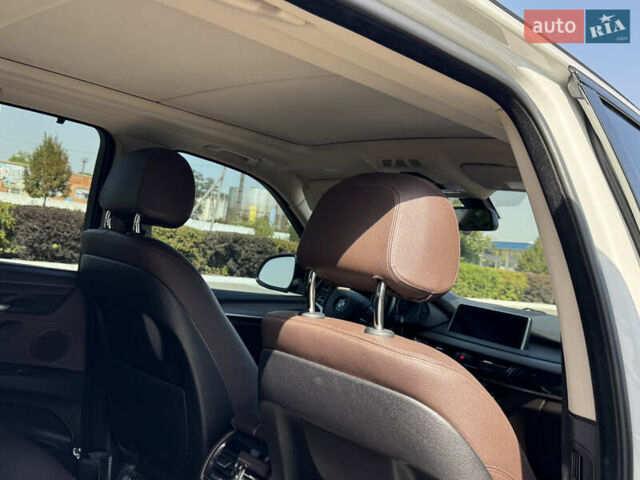 Белый БМВ Х5, объемом двигателя 2.98 л и пробегом 126 тыс. км за 26000 $, фото 48 на Automoto.ua