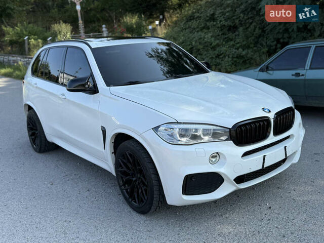 Білий БМВ Х5, об'ємом двигуна 4.39 л та пробігом 204 тис. км за 23500 $, фото 3 на Automoto.ua