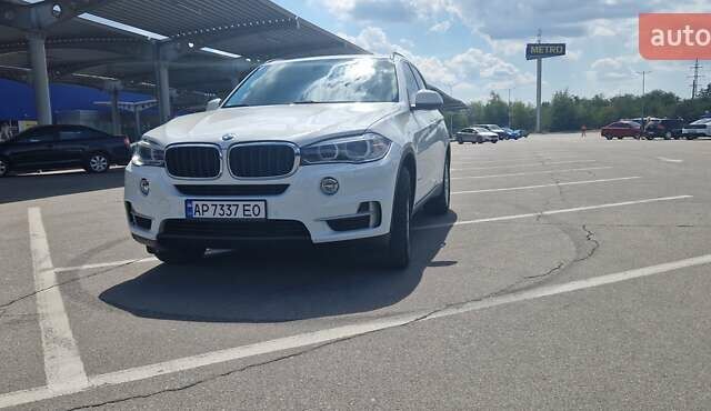 Білий БМВ Х5, об'ємом двигуна 2.98 л та пробігом 102 тис. км за 26500 $, фото 3 на Automoto.ua