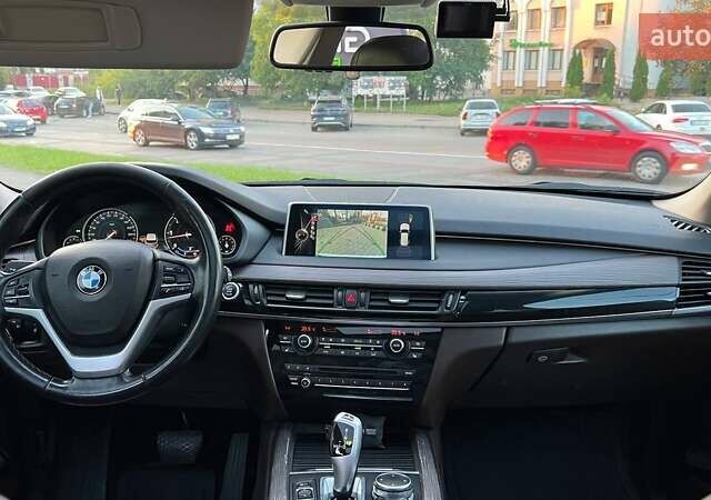 Білий БМВ Х5, об'ємом двигуна 2.99 л та пробігом 218 тис. км за 27900 $, фото 33 на Automoto.ua