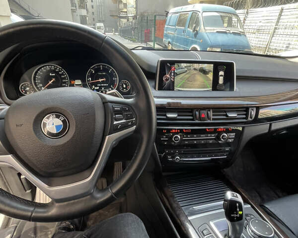 Белый БМВ Х5, объемом двигателя 3 л и пробегом 255 тыс. км за 36000 $, фото 24 на Automoto.ua