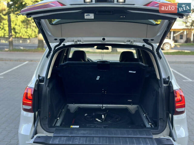 Белый БМВ Х5, объемом двигателя 3 л и пробегом 146 тыс. км за 29000 $, фото 16 на Automoto.ua